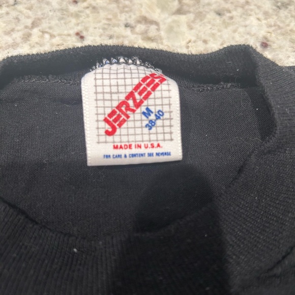 2011 Kesha Black Graphic Short Sleeve Tour Tee - Picture 3 of 3